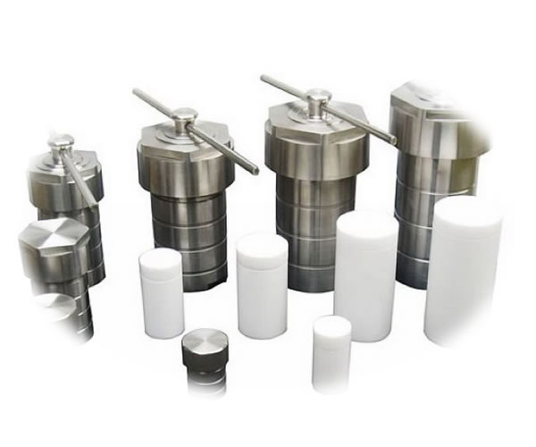 霍桐儀器聚四氟水熱反應釜實物圖